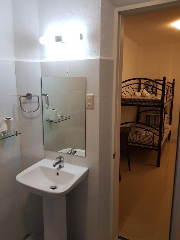 D'Gecko Hotel Moalboal Εξωτερικό φωτογραφία